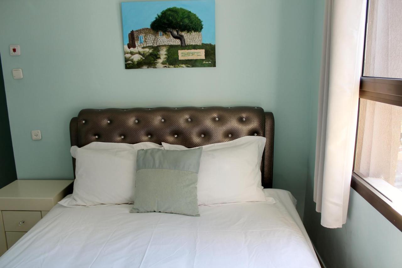 Aliyah Return Center Bed and Breakfast Degania Bet Kamer foto