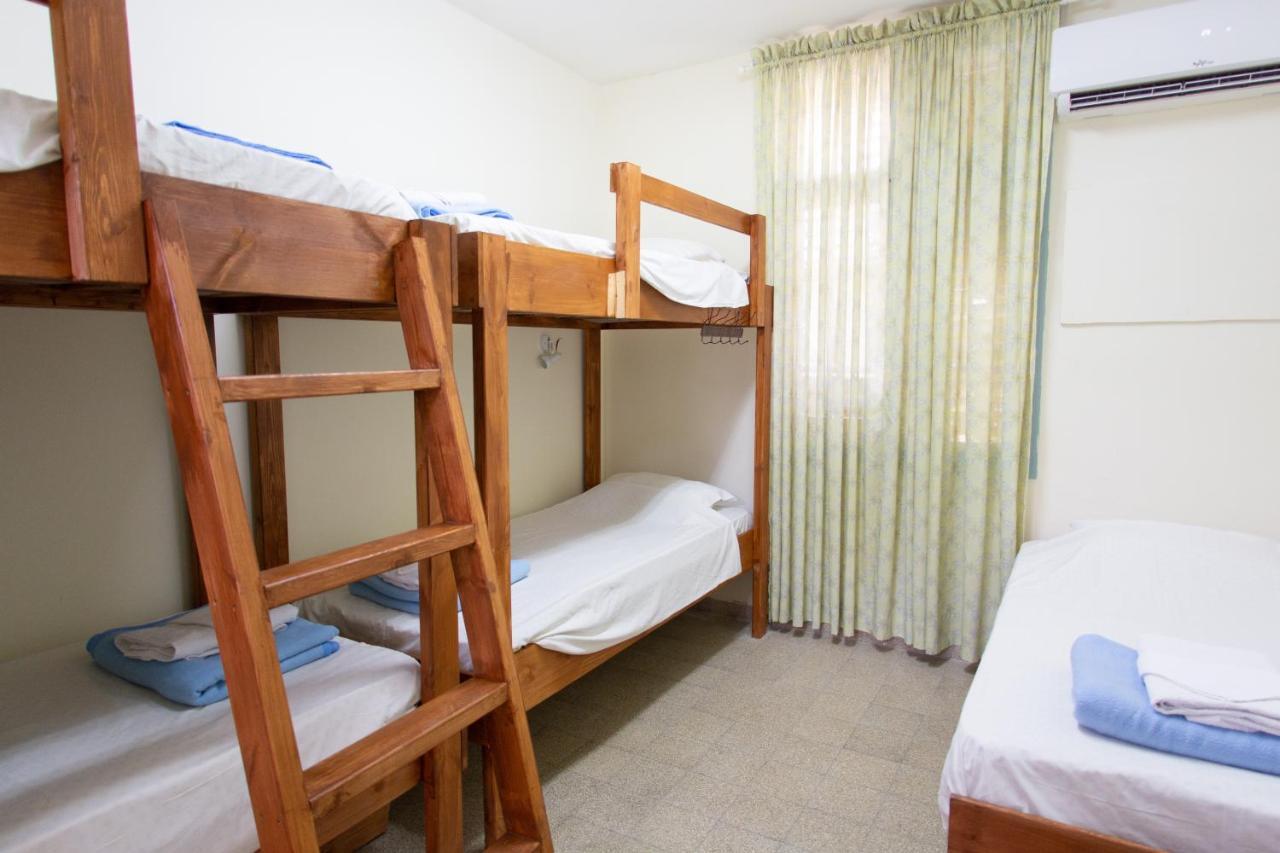 Aliyah Return Center Bed and Breakfast Degania Bet Buitenkant foto