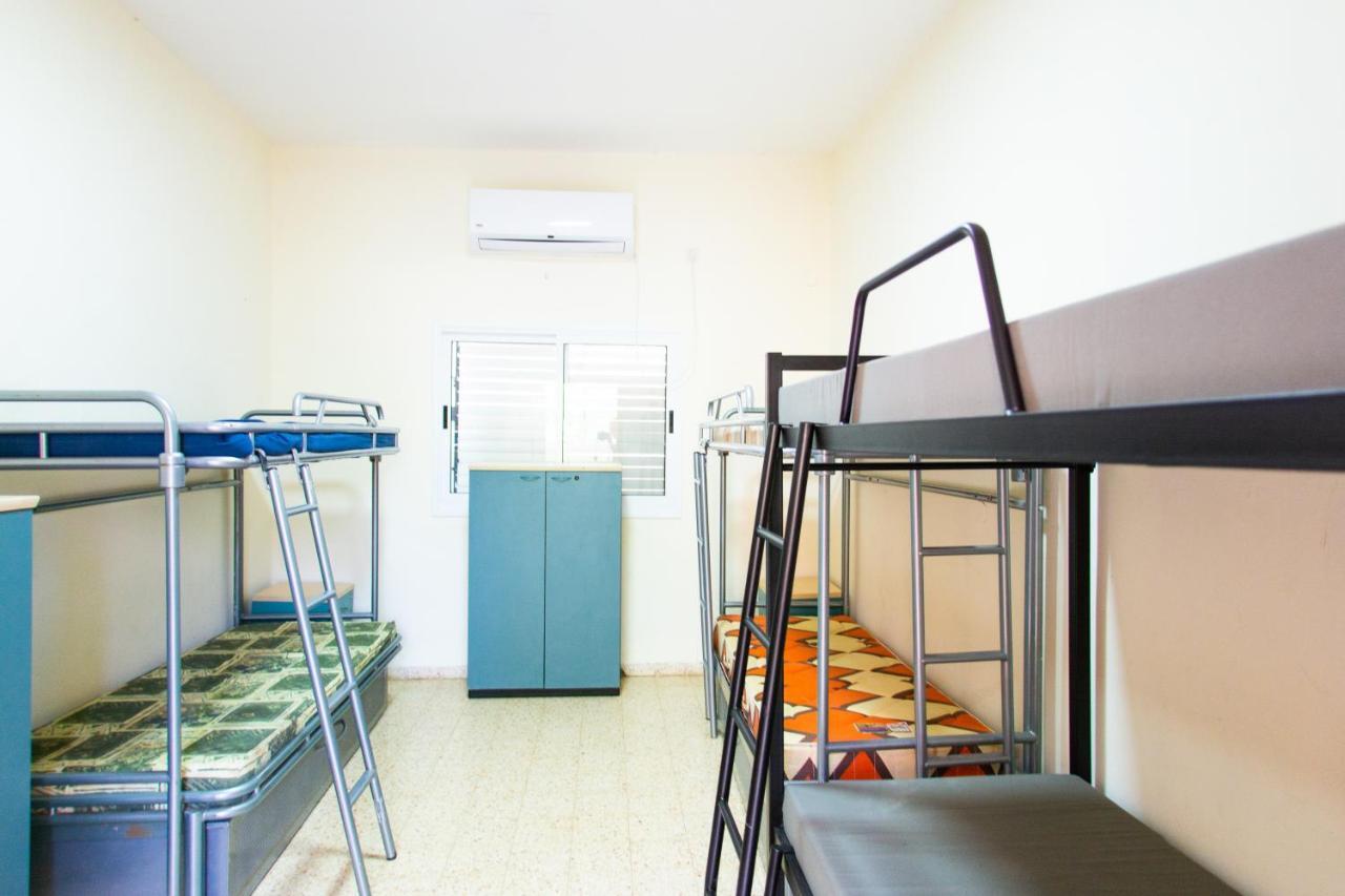 Aliyah Return Center Bed and Breakfast Degania Bet Buitenkant foto